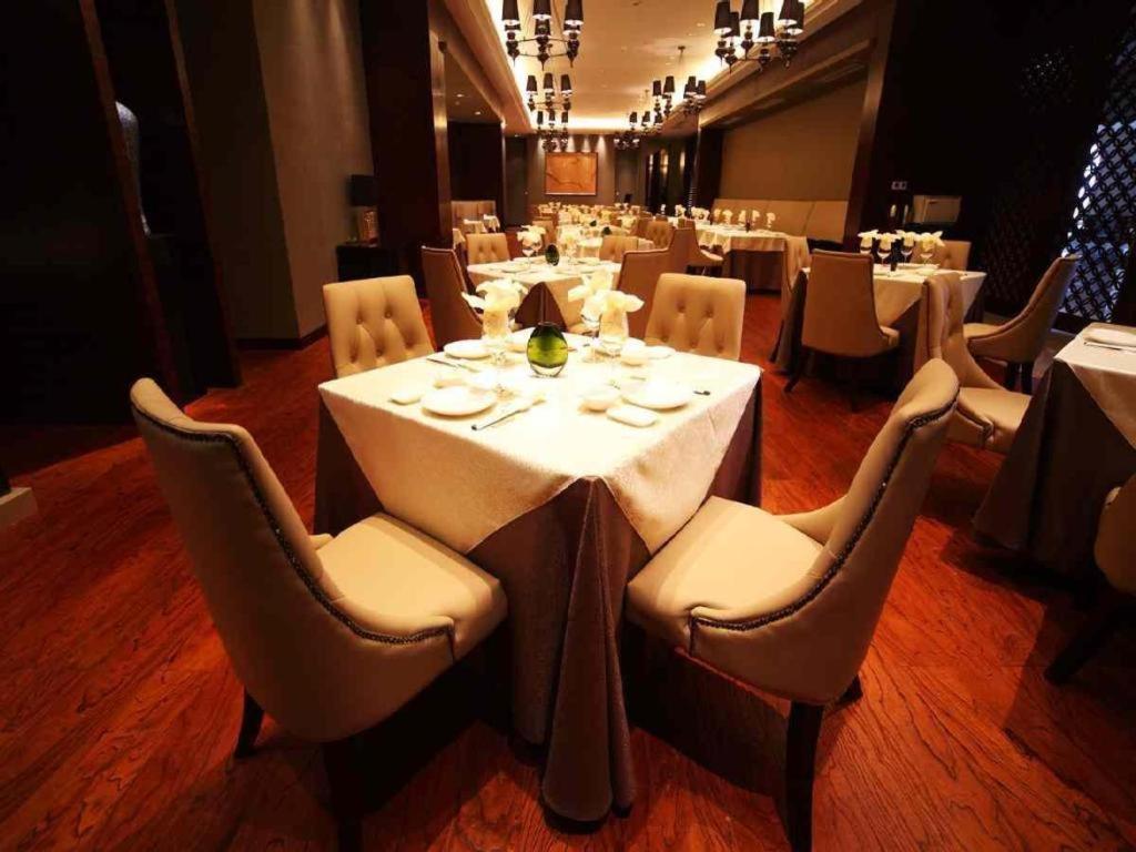 Haiyang Shenglong Jianguo Hotel Hai-yang-hsien Exteriör bild